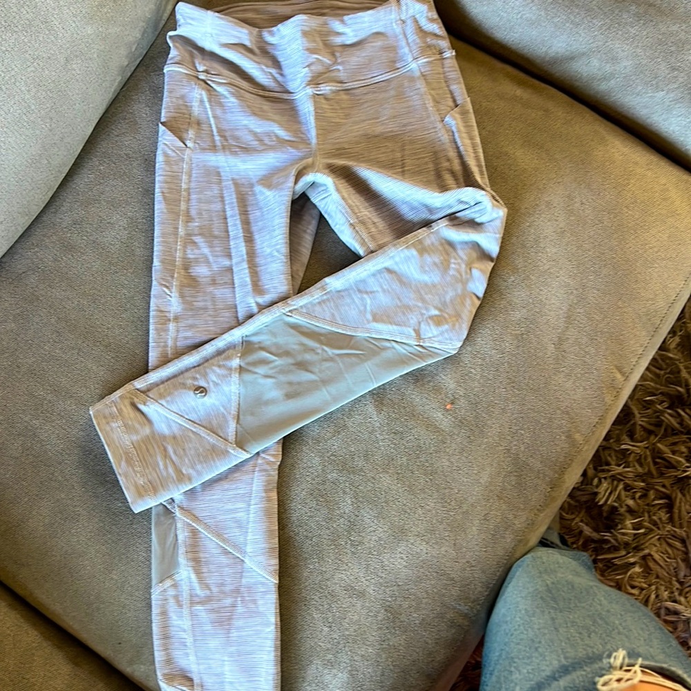Lululemon 25 in running legging